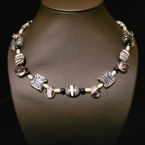 Estate Glass Beaded Faux Pearl Necklace - Picture 2 of 4